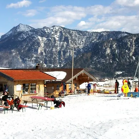 Hotel Lovely Near Ski-lift
