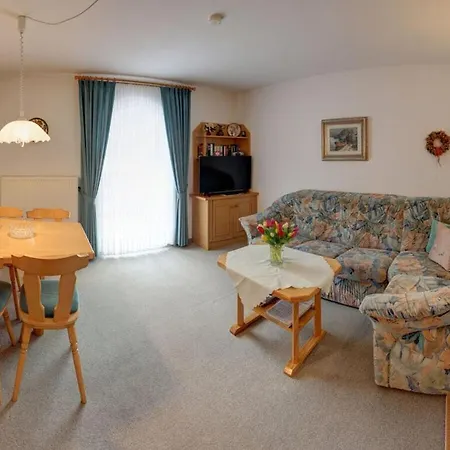 Hotel Lovely Near Ski-lift 3*